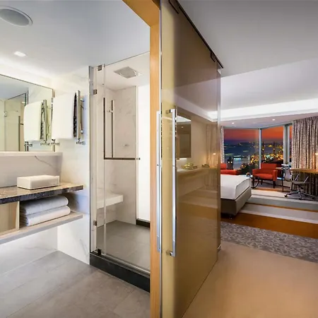 Отель Swissotel The Bosphorus Стамбул